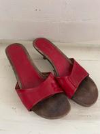 Vintage rode lak muiltjes, klompen, mt 40., Kleding | Dames, Ophalen of Verzenden, Zo goed als nieuw, Rood, Sandalen of Muiltjes