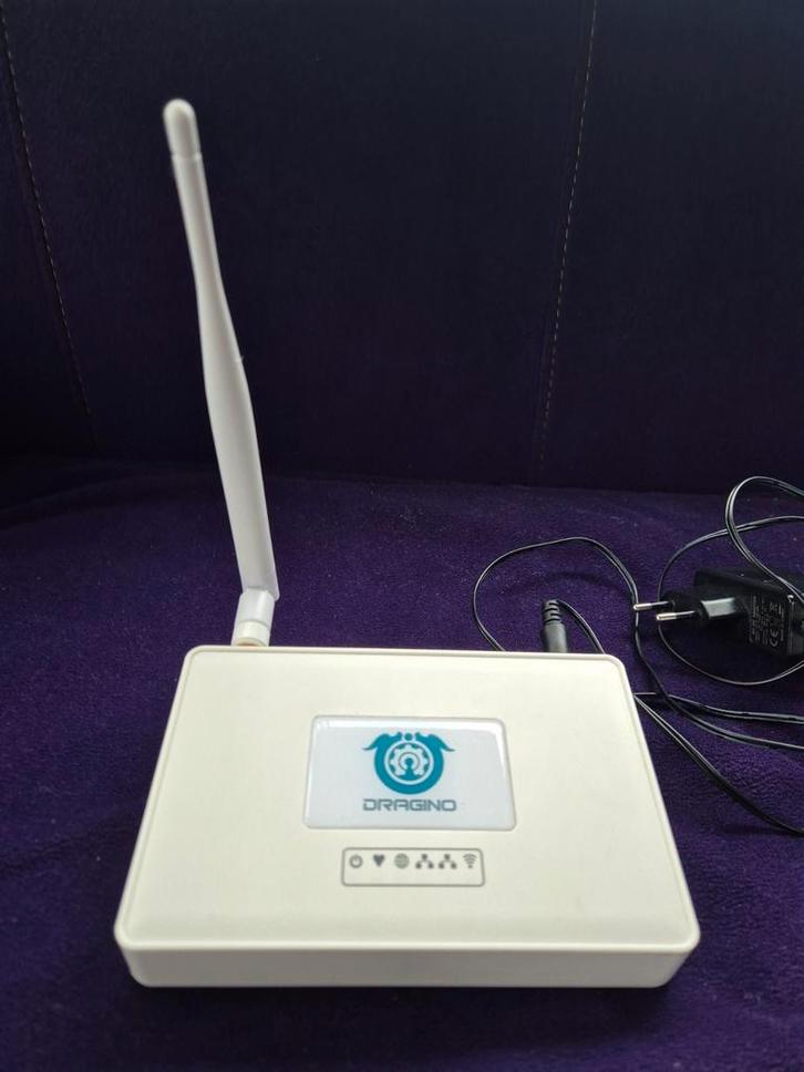 Dragino LoRaWAN 4G Router, Computers en Software, Routers en Modems, Zo goed als nieuw, Router, Ophalen of Verzenden