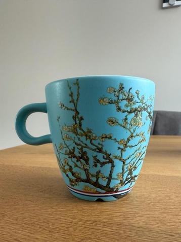 Amandelbloesem- Douwe Egberts mok Oude Meesters beschikbaar voor biedingen