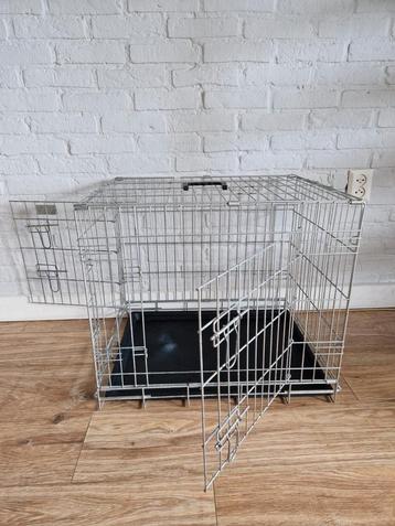 Honden bench beschikbaar voor biedingen