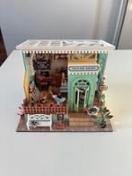 Miniatuurhuisje naaiatelier, Hobby en Vrije tijd, Ophalen of Verzenden, Nieuw