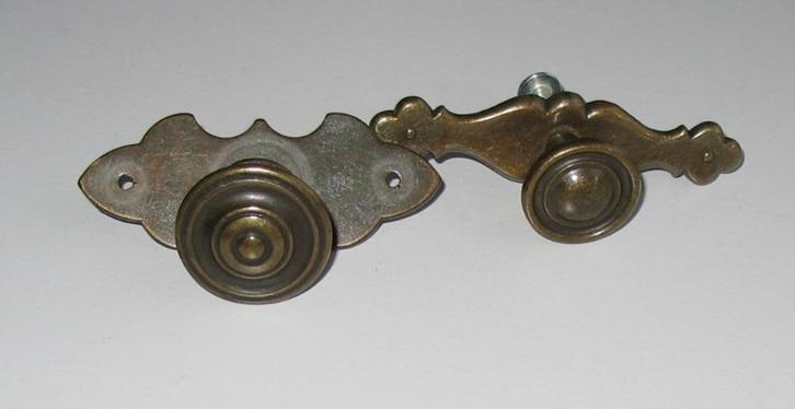 Oud meubelbeslag - kastknoppen, Doe-het-zelf en Verbouw, Hang- en Sluitwerk, Gebruikt, Koper of Messing, Ophalen of Verzenden