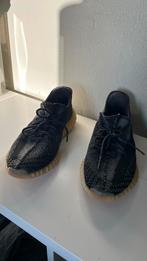 Adidas Yeezy Boost 350 V2 Carbon Maat 46, Ophalen of Verzenden, Gedragen, Zwart, Sneakers of Gympen