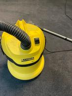 Karcher WD2 stofzuiger (droog en nat), Ophalen, Zo goed als nieuw, Waterstofzuiger