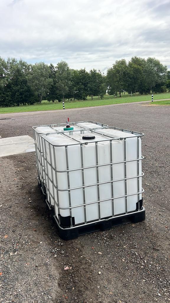 Ibc 1000 liter, Tuin en Terras, Regentonnen, Zo goed als nieuw, 150 liter of meer, Ophalen