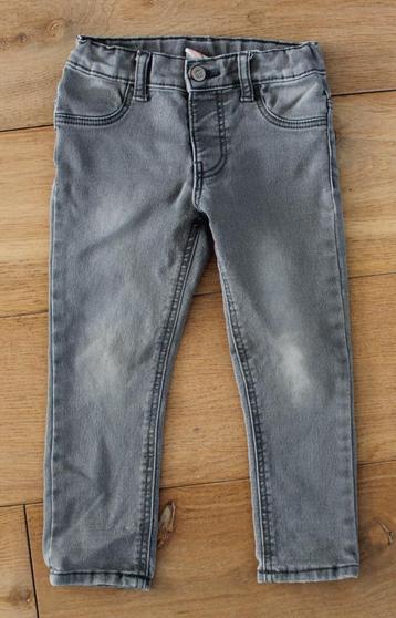 Jog denim spijkerbroek van Hema 98 beschikbaar voor biedingen