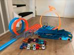 Hotwheelz truck met auto’s en baanstukken, Ophalen of Verzenden, Hot Wheels, Met looping, Racebaan