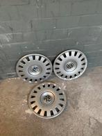 Drie wieldoppen, Auto diversen, Wieldoppen, Ophalen of Verzenden, Zo goed als nieuw