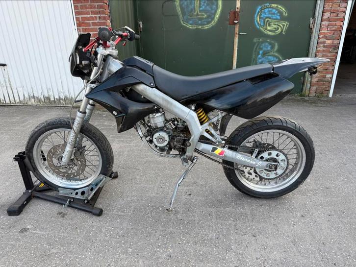 Derbi xtreme in onderdelen te koop alles is los te koop, Fietsen en Brommers, Brommeronderdelen | Algemeen, Gebruikt, Frame, Ophalen of Verzenden