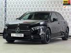 Mercedes-Benz A-klasse 250 Premium Plus | AMG | Pano | Ambie, 4 cilinders, Met garantie (alle), Zwart, Bedrijf