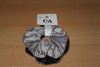 2 nieuwe scrunchies zwart en grijs, Ophalen of Verzenden, Nieuw