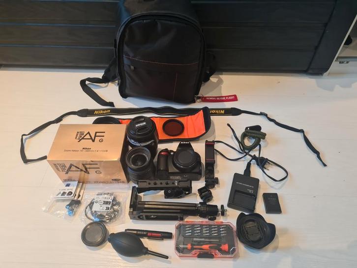 Nikon d80 met 2 lezen en veel accesoires, Hobby en Vrije tijd, Modelbouw | Radiografisch | Helikopters en Quadcopters, Zo goed als nieuw