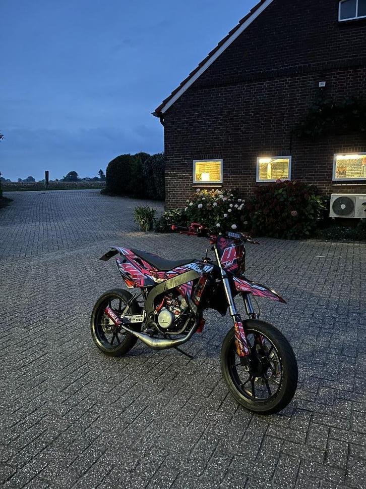 Rieju MRX pro schakelbrommer, Fietsen en Brommers, Brommers | Overige merken, Nieuw, Maximaal 45 km/u, Ophalen