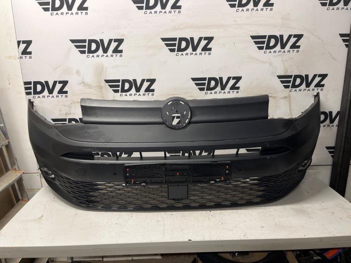 Voorbumper van een Volkswagen Caddy, Auto-onderdelen, Carrosserie en Plaatwerk, Bumper, Volkswagen, Gebruikt, 3 maanden garantie
