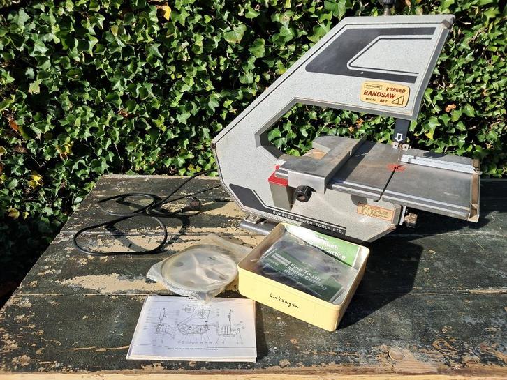Lintzaag Burgess Power Tools Ltd met reserve-onderdelen, Doe-het-zelf en Verbouw, Gereedschap | Zaagmachines, Gebruikt, Lintzaag