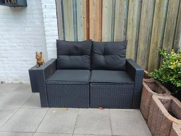 Tuinbank setje met kussens en opbergvak beschikbaar voor biedingen