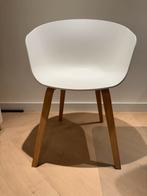Kuipstoel wit design met houten poten, Gebruikt, Wit, Eén, Modern design strak wit