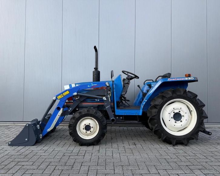 Iseki TA230 minitrekker met voorlader - 27PK - 566 draaiuren, Zakelijke goederen, Agrarisch | Tractoren, tot 2500, Overige merken