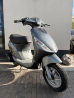 ⭐️Piaggio zip 2t 50cc 2 takt Brom 45km/h 14689 kilometer⭐️, Fietsen en Brommers, Scooters | Piaggio, Ophalen