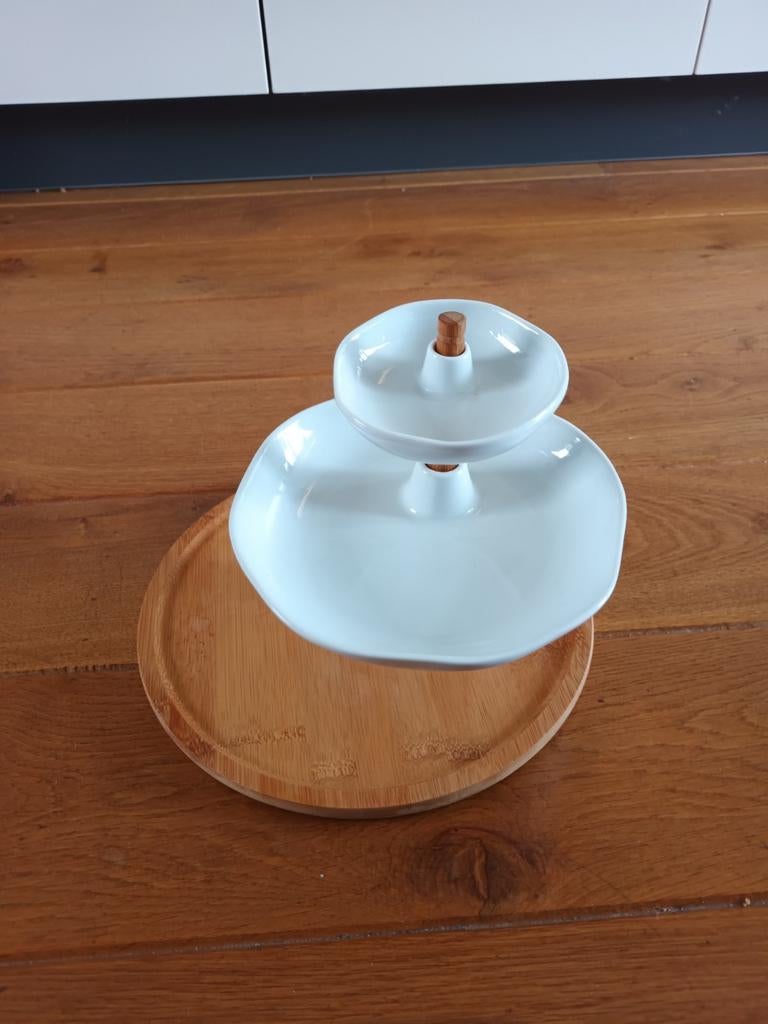 Etage schaal, Ophalen of Verzenden, Zo goed als nieuw