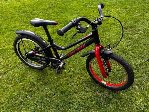 Kinderfiets 16 inch zwart rood volare, Fietsen en Brommers, Fietsen | Crossfietsen en BMX, Zo goed als nieuw, 16 tot 20 inch, Staal