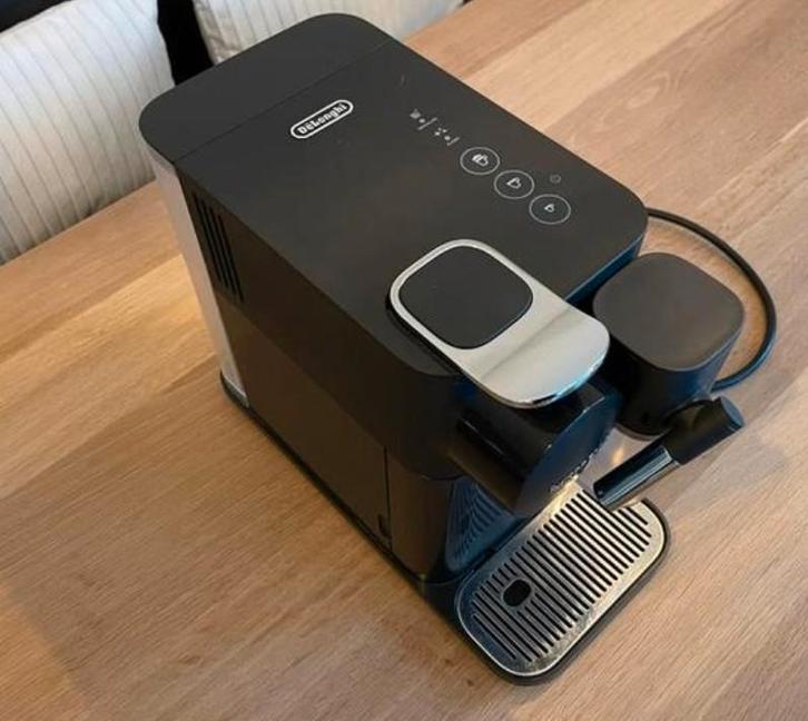 DeLonghi Nespresso Lattissima One Cup Koffiemachine, Huis en Inrichting, Keuken | Keukenbenodigdheden, Zo goed als nieuw, Ophalen of Verzenden