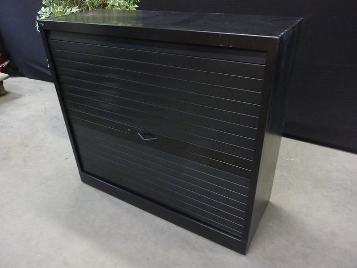 Stalen garagekast / roldeurkast / schuur kast 120x45x107cm, Huis en Inrichting, Kasten | Roldeurkasten en Archiefkasten, Gebruikt