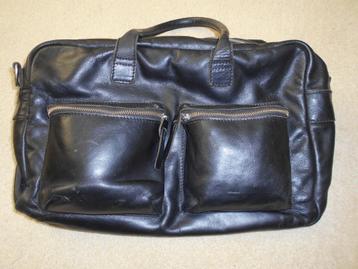 Cowboysbag zwart beschikbaar voor biedingen
