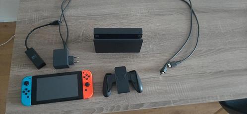 Nintendo switch v1, Spelcomputers en Games, Spelcomputers | Nintendo Switch, Gebruikt, Switch Original, Zonder controller, Ophalen