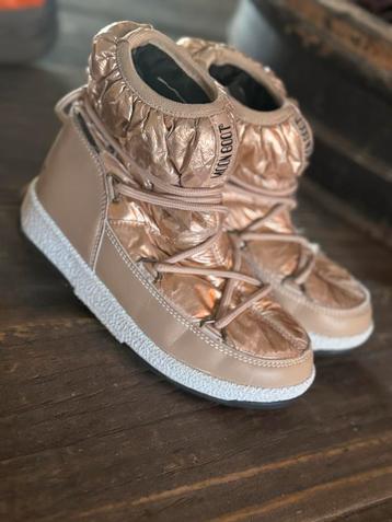 Moonboots maat 32 - Zo goed als nieuw! beschikbaar voor biedingen