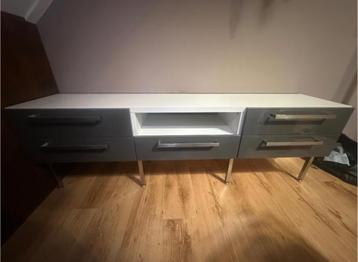 Tv meubel! IKEA besta 