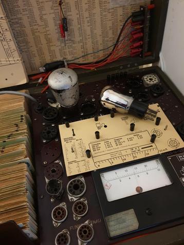 Oude radiobuizen Telefunken Ren904 Radiorerecord M704 getest beschikbaar voor biedingen