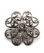 Mooie oude zilveren broche met amethist 925, Sieraden, Tassen en Uiterlijk, Broches, Ophalen, 4 tot 7 cm, Zo goed als nieuw, Zilver