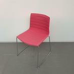 1x ARPER CATIFA 46 kunststof design stoelen - roze stof, Huis en Inrichting, Twee, Gebruikt, Metaal, Ophalen