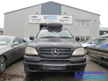 2001 MERCEDES ML W163 4X4 plaatwerk carrosserie portier dorp beschikbaar voor biedingen