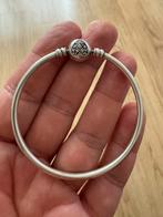 Pandora bangle armband, Sieraden, Tassen en Uiterlijk, Armbanden, Met kristal, Ophalen of Verzenden, Zo goed als nieuw, Zilver