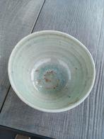 Celadon Thee kom met stempel voet, Antiek en Kunst, Antiek | Keramiek en Aardewerk, Ophalen of Verzenden
