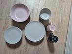 Ikea Dinera borden, kommen en mokken, Huis en Inrichting, Keuken | Servies, Ophalen, Gebruikt, Bord(en), Overige stijlen