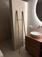 Bamboo ladder, Ophalen, Zo goed als nieuw