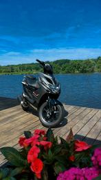 Yamaha aerox 4 takt 2016 model, Fietsen en Brommers, Ophalen, Gebruikt, Aerox, Maximaal 45 km/u