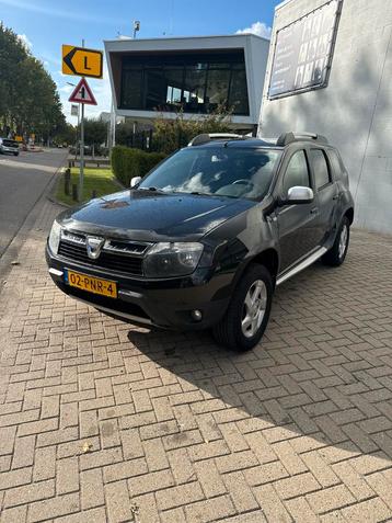 Dacia Duster 1.6 16V Lauréate 4x4 2011 Zwart beschikbaar voor biedingen