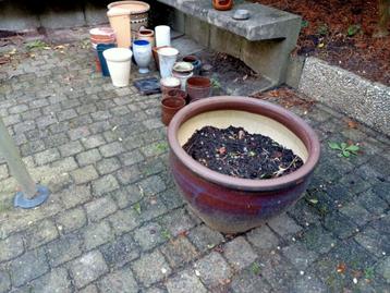 Vintage Bloempotten Collectie handel beschikbaar voor biedingen