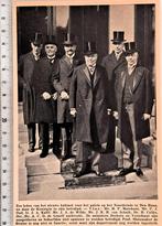 Den Haag 1933, 6 leden nieuwe kabinet voor paleis Nordeinde, Verzamelen, Foto's en Prenten, Verzenden, Voor 1940, Gebruikt, Overige onderwerpen