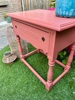 Vintage bijzettafel met sierlade. Verf: Miss Pampadour, Ophalen, Gebruikt, Hout
