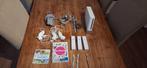 Ninento Wii met 3 afstandsbedieningen 3 nunchuks en 2 spelle, Ophalen of Verzenden