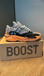 Yeezy boost 700 V1 Wash Orange maat 44, Kleding | Heren, Schoenen, Overige kleuren, Verzenden, Sneakers of Gympen, Yeezy Boost 350 V2