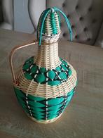 MAND FLES.. WIJNFLES met GEWEVEN PLASTIC  .60 tigerjaren..., Antiek en Kunst, Ophalen of Verzenden