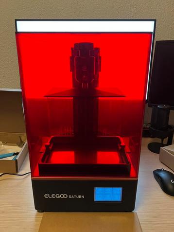 Elegoo Saturn incl mod en accessoires  beschikbaar voor biedingen