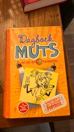 dagboek van een muts - In de spotlights!, Ophalen of Verzenden, Zo goed als nieuw, Rachel Renée Russell