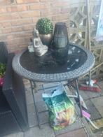 Tafeltje gratis, Tuin en Terras, Tuinsets en Loungesets, Ophalen of Verzenden, Zo goed als nieuw, 2 zitplaatsen